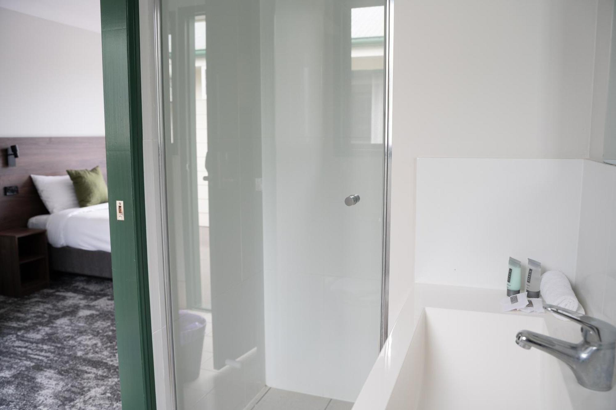 Wallaby Hotel Mudgeeraba Εξωτερικό φωτογραφία