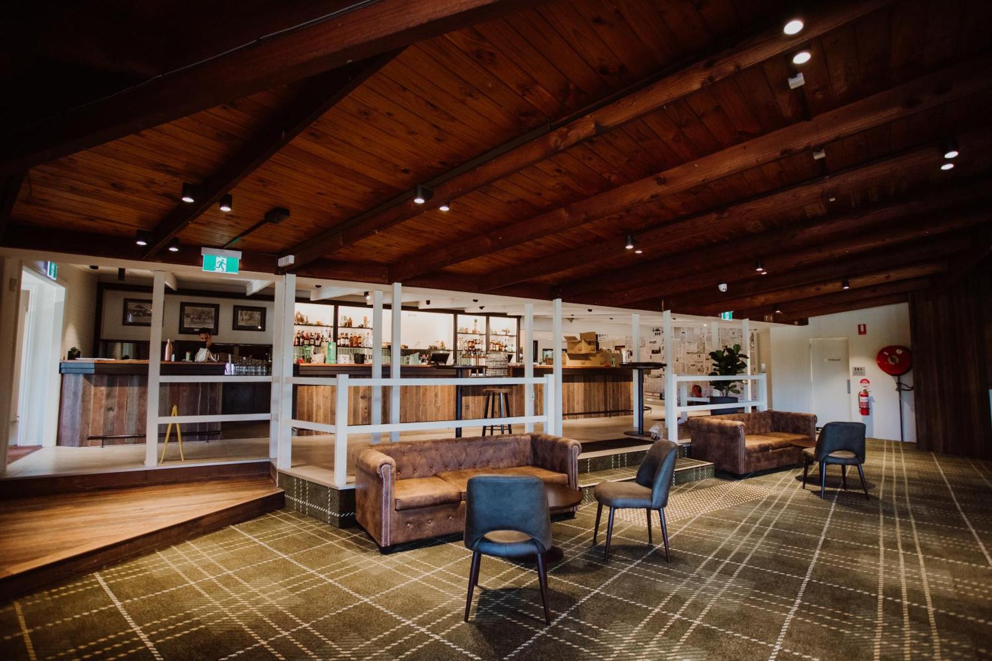 Wallaby Hotel Mudgeeraba Εξωτερικό φωτογραφία